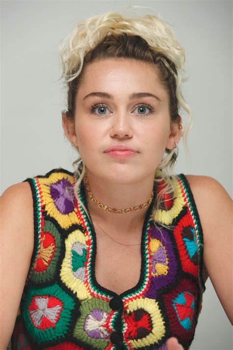 Miley Cyrus Thefappening Library