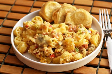 Pasta broccoli and tender ham is tossed in a quick and easy from scratch cheese sauce. Chicken, Ham, and Pasta Potluck Casserole Recipe