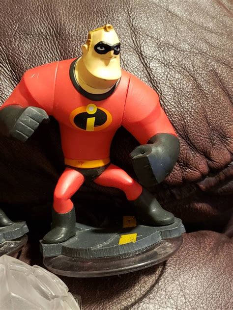 Disney Infinity Lot Of Mr Incredible Bob And Violet With A Etsy