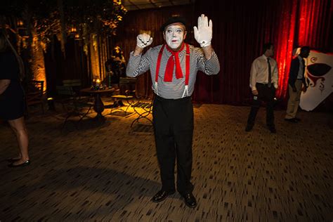Book Our Mimes For Your Upcoming Event Carbone Entertainment
