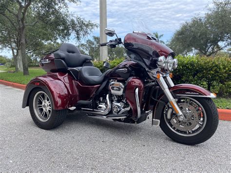 32 results for harley davidson ultra classic. Pre-Owned 2014 Harley-Davidson Trike Tri Glide Ultra ...