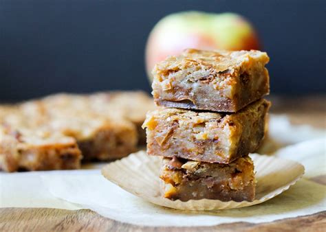 Apple Cinnamon Blondies