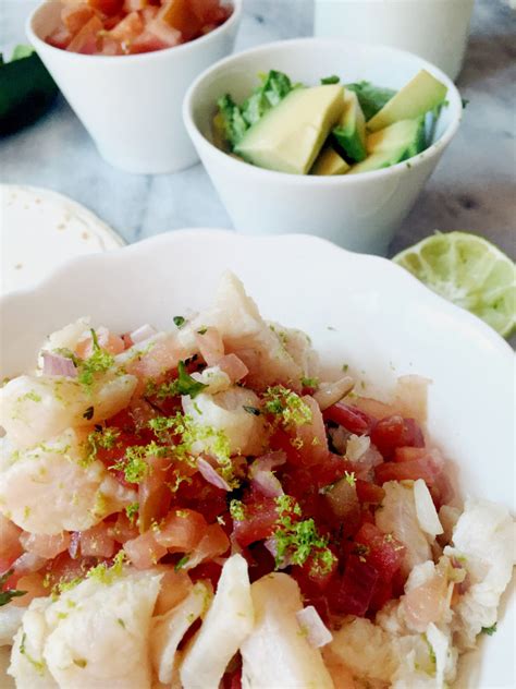 Easy recipe for langostino ceviche made with langostinos or shrimp, lime juice, red onions, cilantro, hot peppers, garlic, and olive oil. My tasty and easy ceviche recipe with a gourmet touch: lime zest | GP