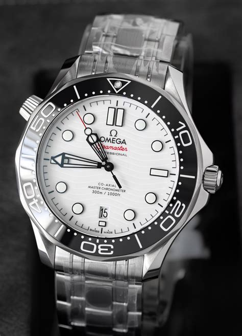 Wts Omega Seamaster Diver 300m 42mm Co Axial 8800 White Wave Dial 210