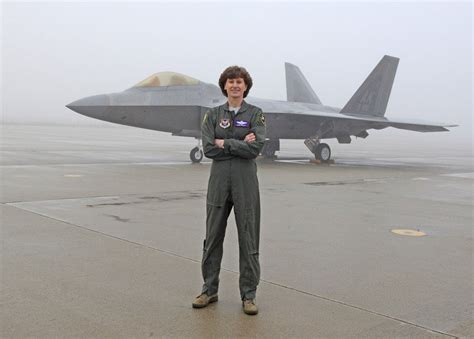 First F 22 Female Pilot Helped Pave The Way For Women In The Us Air