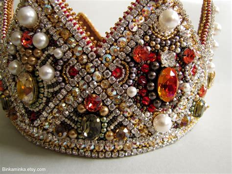 Your Majesty Crown Bead Embroidery Binkaminka 2015