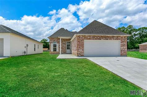 30033 Sanctuary Blvd, Denham Springs, LA 70726 | MLS# 2018019981 | Redfin