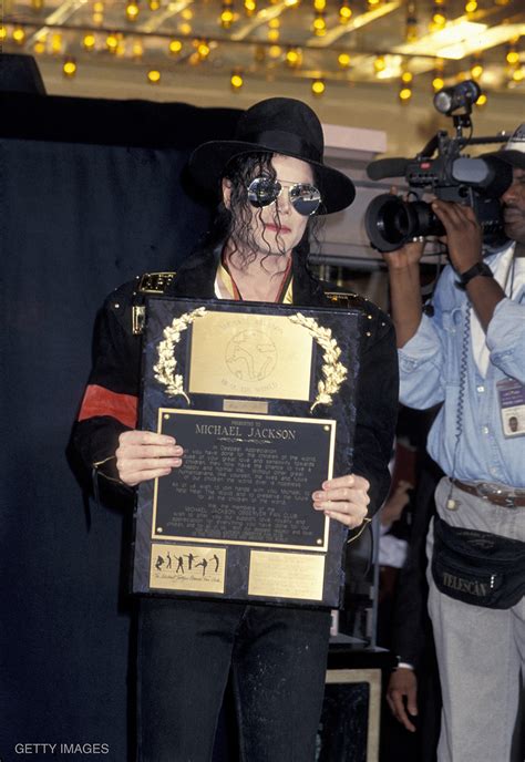 Michael Jackson Received Guinness Lifetime Achievement Award In 1993