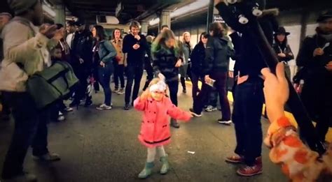 Watch This Adorable Little Girl Start An Impromptu Dance Party In A Ny