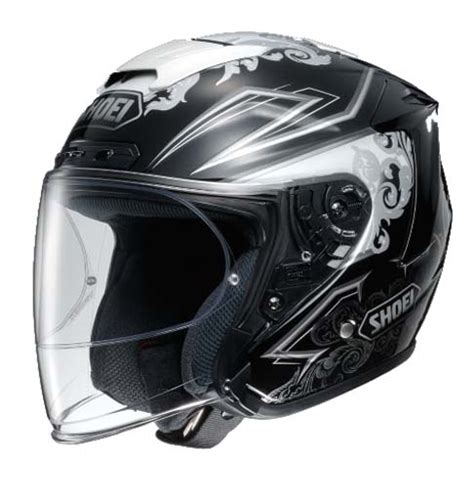 Ventilation system meets the aerodynamic performance of the developed at high speed in addition to the really shines is the cool, edge of punchy form. GIT 嘉利 - Shoei J-Force 4