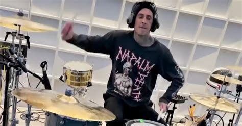 Watch Travis Barker Transform Adele S Easy On Me Into A Rocking Pop Punk Anthem Maxim