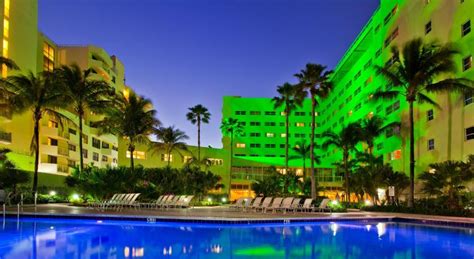 Holiday Inn Miami Beach Oceanfront An Ihg Hotel Miami Beach Fl