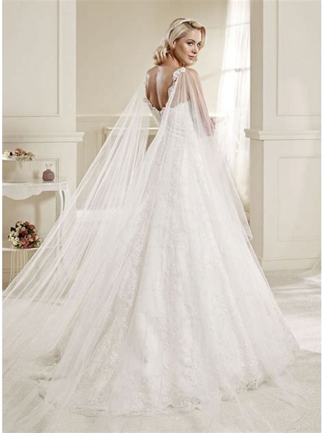 A Line Sweetheart Watteau Train Lace Wedding Dress
