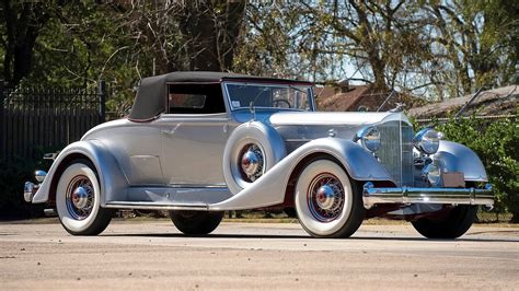 25 Beautiful Antique Cars For Car Lovers