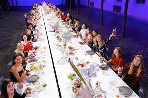 Die kandidatinnen von germany's next topmodel müssen ja so einige dinge beherrschen. Wetten auf Germany's Next Topmodel 2020 | Sind GNTM-Wetten ...