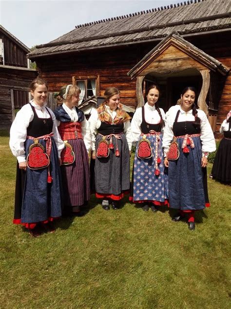 Järvsödräkter Hälsingland Sweden Dräkter Festkläder Kultur