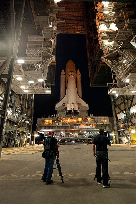 Spaceflight Now Sts 135 Photo Gallery Atlantis Treks Closer To