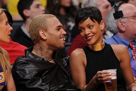 Chris Brown Explica Por Qué Golpeó A Rihanna