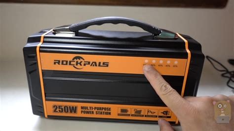 The rockpals 300watt power station does it all. ここへ到着する Rockpals - 浅川