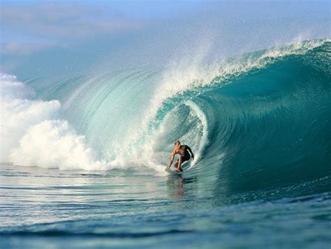 North Shore Surfing Haleiwa United States Hawaii Afar