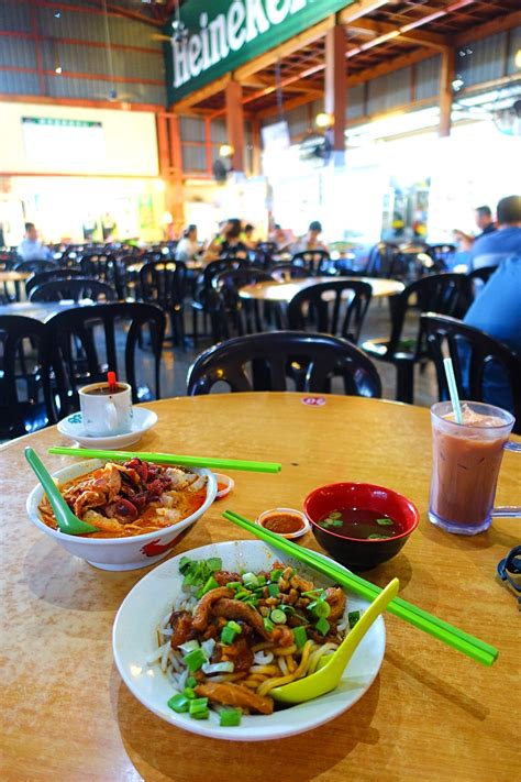 Chan sow lin food court, no. Kuala Lumpur, Malaysia Girl & Mommy Curry Mee, Chan Sow ...
