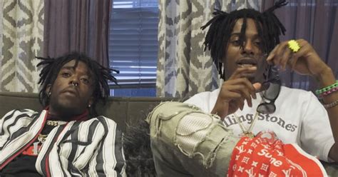 Lil uzi vert is my favorite rapper and i love him so much! Playboi Carti Calls Himself & Lil Uzi Vert the "Jay ...