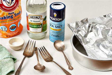 The Best Way To Clean And Polish Silver Baking Soda And Aluminum Foil