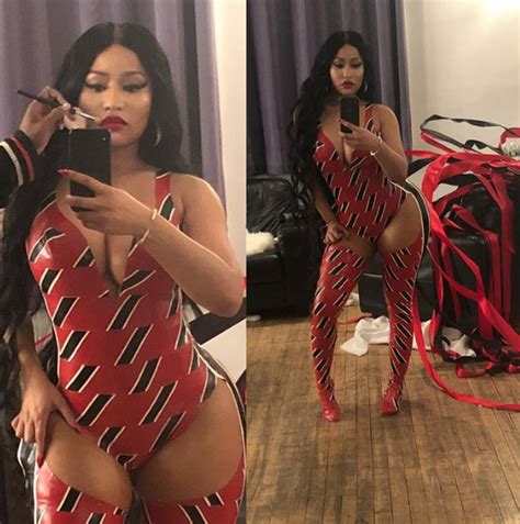 Nicki Minaj Shows Off Her Curves In New Sexy Photos The Talks