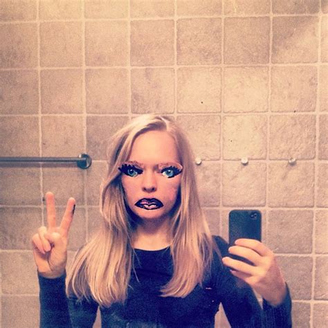 Most Artistic Selfies On Mirror By Helene Meldahl Xcitefun Net