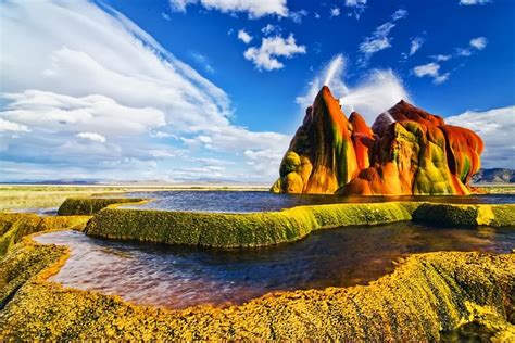The Stunning Fly Geyser Nevada The Backpackers