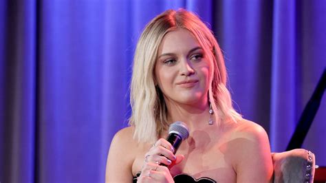 Kelsea Ballerini Fans Say They Are So Proud Of The Singer After