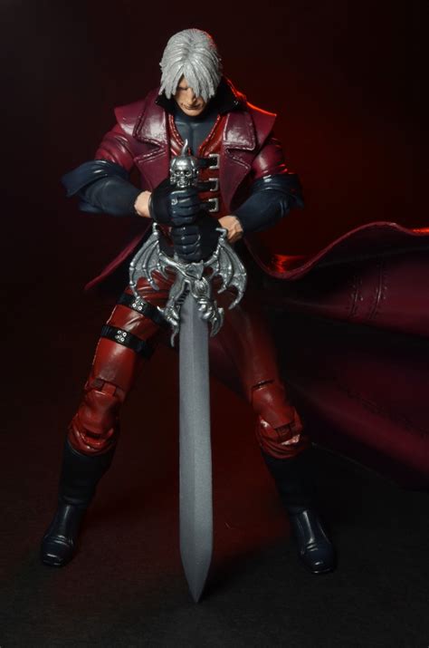 Closer Look Devil May Cry Ultimate Dante 7″ Action