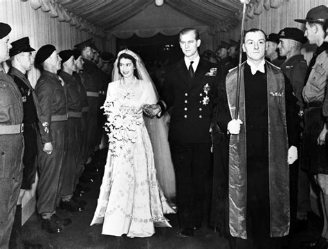 But the young elizabeth only ever had eyes for prince philip. Photo Engraved Wedding Gifts | LaserEngravedMemories.com