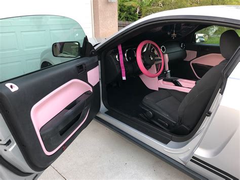 my pink interior on my 06 mustang pink car accessories pink car interior pink car