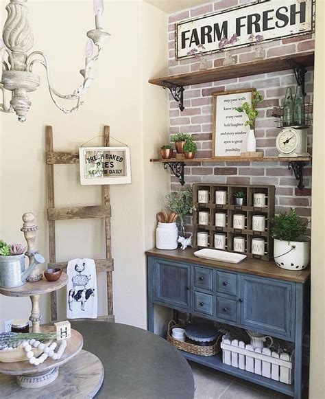 While floor décor and table accents can add up and quickly contribute to a cluttered look, walls. Industrial Farmhouse Decor Ideas (13) | Industrial ...