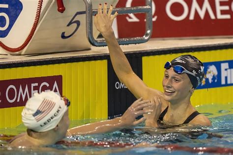 summer mcintosh beats ledecky and almost breaks 400m freestyle world record