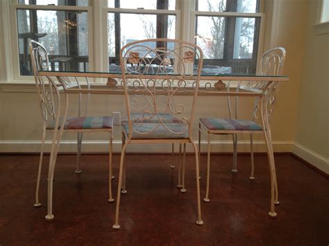 How To Strip And Repaint Wrought Iron Furniture The Washington Post