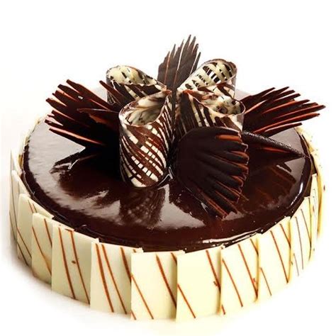 Send cakes to sri lanka. Chocolate Truffle Cake - tinySurprise Gifts