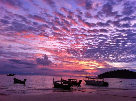 Ko Lipe Satun Thailand Sunrise Sunset Times