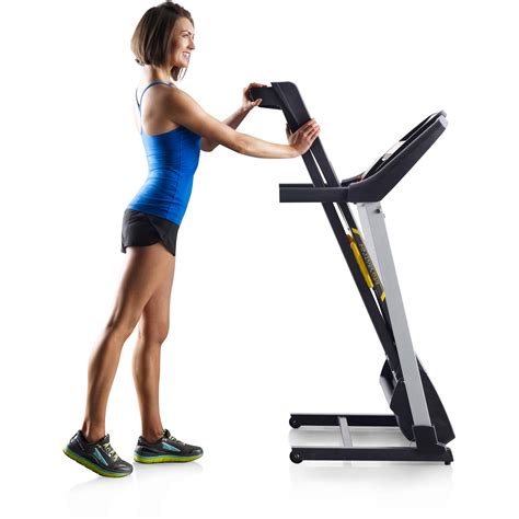 Fitness equipment gold's gym xr15 ggbe14820 user manual. Gold's Gym Trainer 430i Treadmill with Easy Assembly and ...