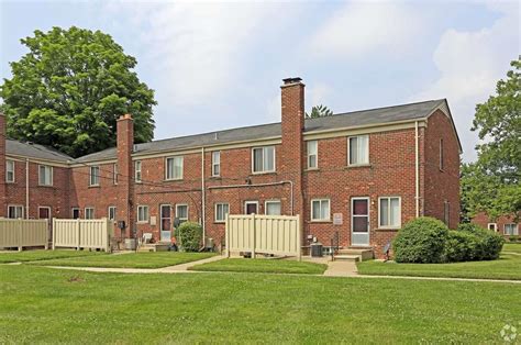 1 bedroom apartments in oak park il. Oak Park Manor Apartments Apartments - Oak Park, MI ...