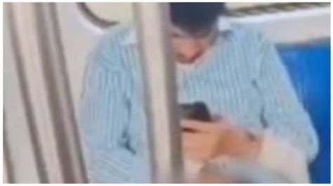 Man Masturbates Inside Delhi Metro While Looking At His Phone