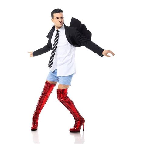 Take A First Look At Mark Ballas As Charlie Price In Broadways Kinky Boots The Daily Scoop
