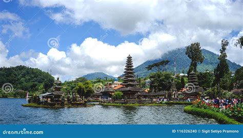 Beauty Of Bedugul Temple Bali Indonesia Editorial Image Image Of