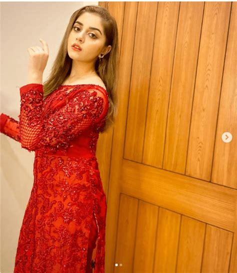 Alizeh Shah Looks Hot In All Red Gorgeous Attire Stylepk