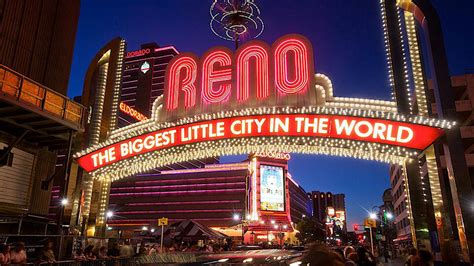 Hotels Near Reno Arch Attractions And Things To Do