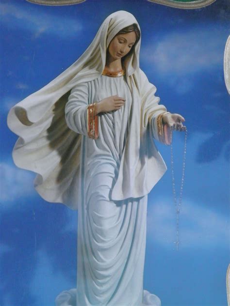 Pin By Yolanda Alleman On Medjugorje Mother Mary Images Blessed