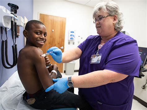 Ummc Experts Raising Recommended Hpv Vaccine Age Range Could Save Lives University Of