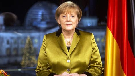 Angela Merkel Se Fractura La Pelvis Mientras Practicaba Esquí De Fondo