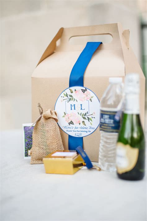 Here at the wedding of my dreams we have found stylish and individual gifts for your wedding guests. Wedding Guest Gift Boxes